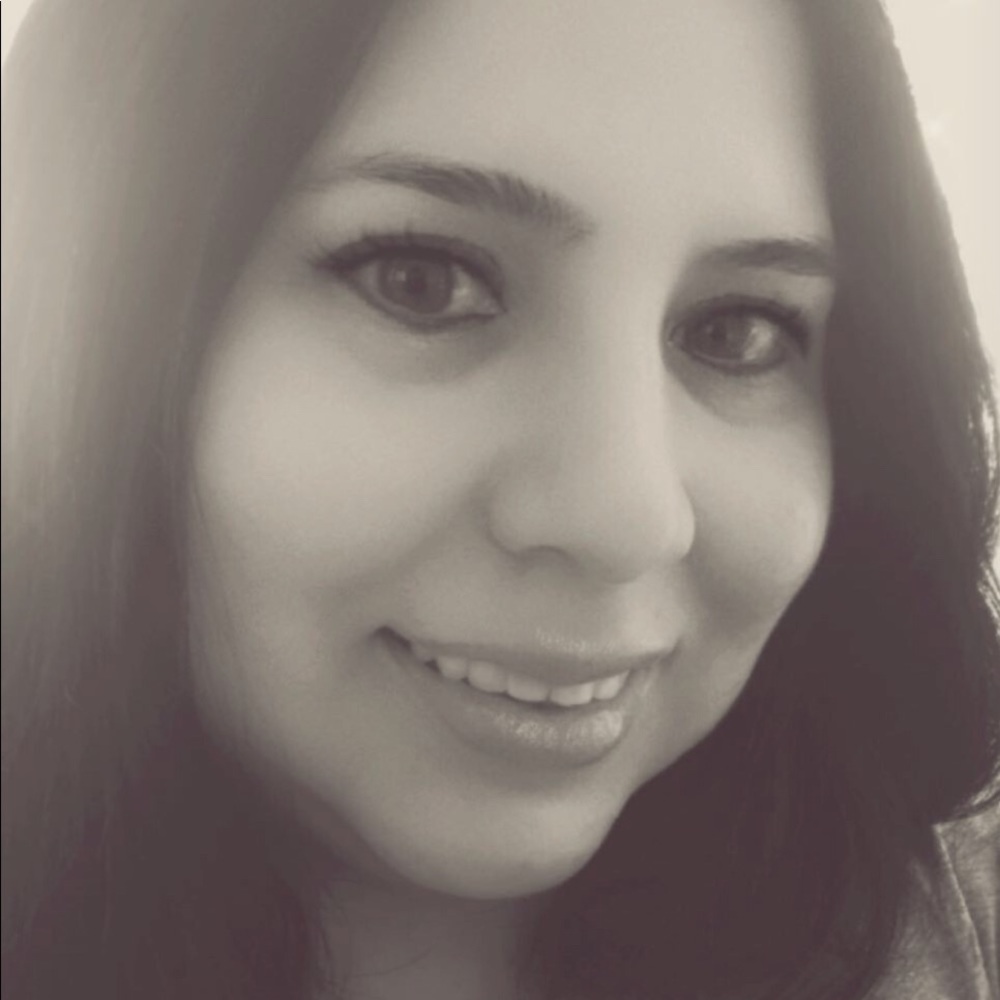 Meet your Posher, Maria